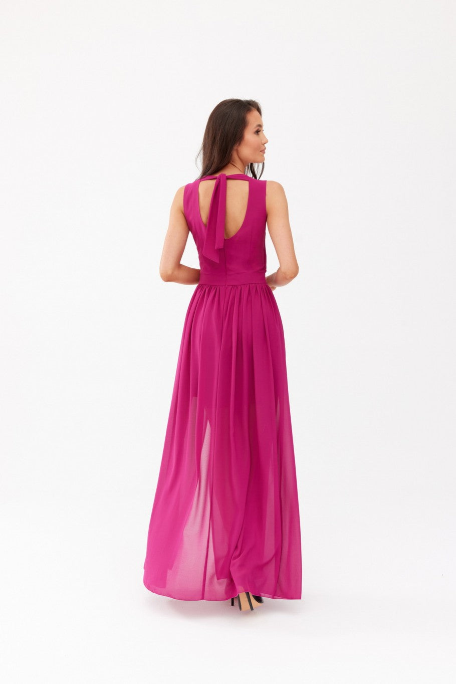 Mirabela - purpurowa sukienka maxi z kopertowym dekoltem i wiązaniem na plecach