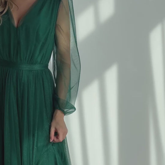 Sukienka midi rozkloszowana z brokatową siatką butelkowa zieleń Sara