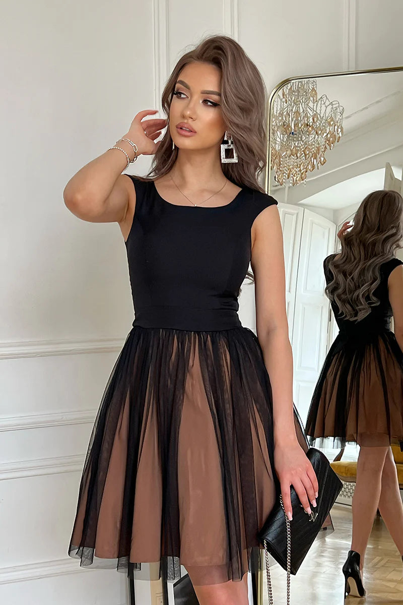 Sukienka mini z tiulem lekko rozkoszowana czarna Molly